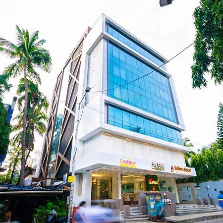 Hotel Auris & Banquets, Mumbai International Airport ภายนอก รูปภาพ